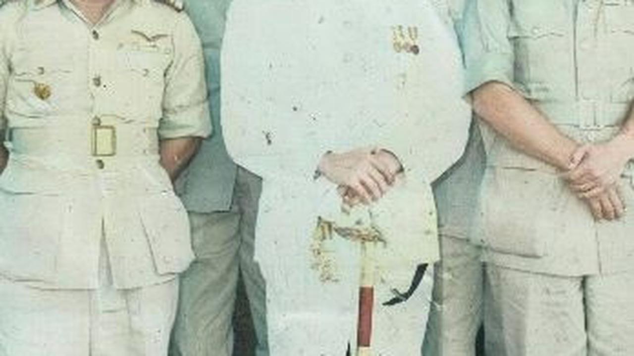 9. R.E. Martadinata - Raden Eddy Martadinata