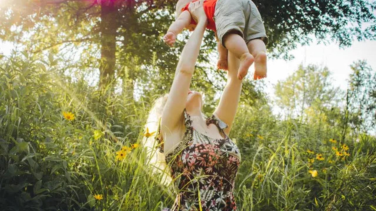 Bekali Anak dengan Pelatihan Mindfulness Sejak Dini, Ini Tips Praktisnya untuk Kamu