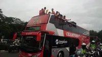 Persija Gelar Parade Kemenangan, Jakmania Padati Senayan (Cakra/Liputan6.com)
