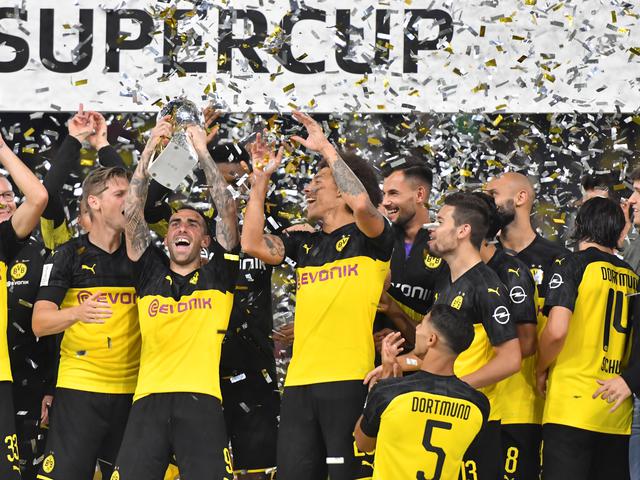 Kalahkan Bayern Munchen Borussia Dortmund Juarai Piala Super Jerman Dunia Bola Com