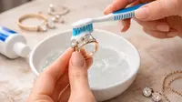 7 Bahan Dapur yang Bisa Bikin Emas Kinclong Kembali Seperti Baru Beli