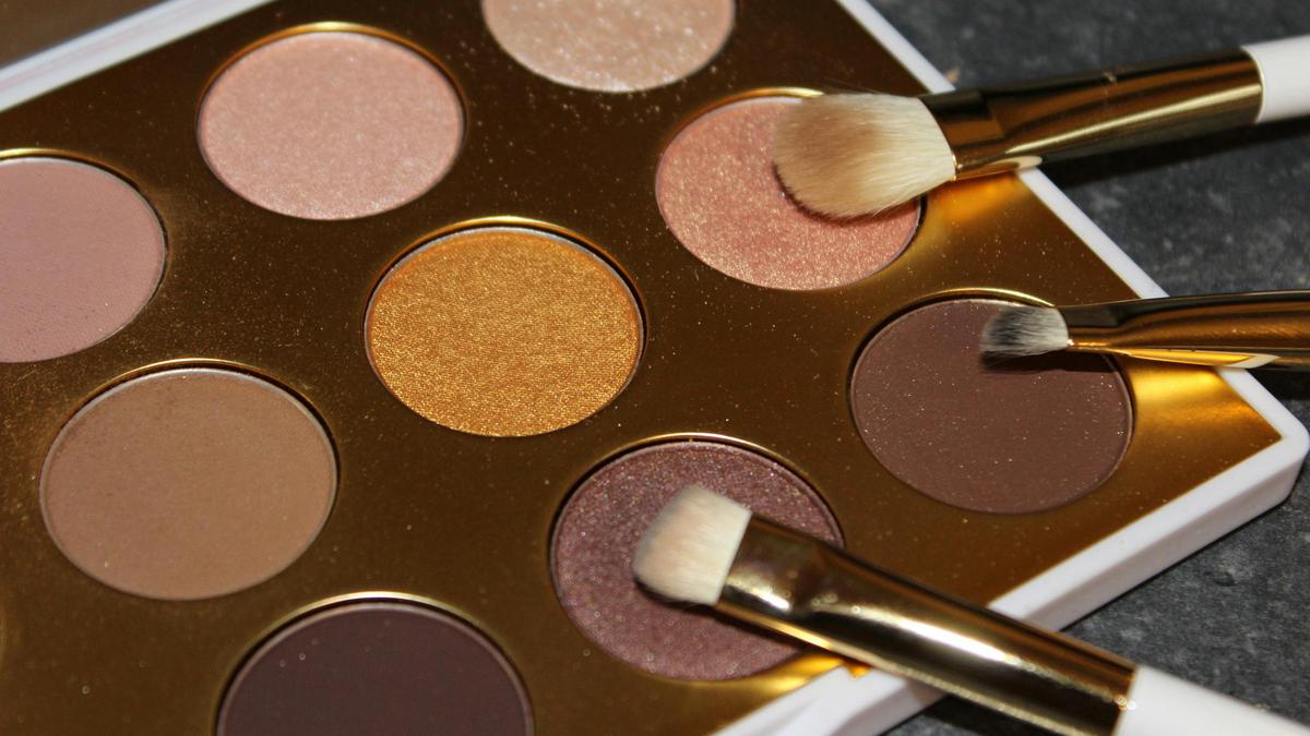 Latte Makeup hingga Strawberry Girl, Tren Makeup yang Masih Digemari Gen Z