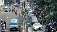 Selain PKL, Parkir Liar Jadi Biang Macet Pasar Gembrong