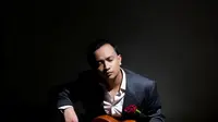 Christian Kartono Rilis Lagu Romantis Ratu Jiwaku, Ungkap Kisah Cinta Pertamanya Jelang Peluncuran Mini Album Perdana