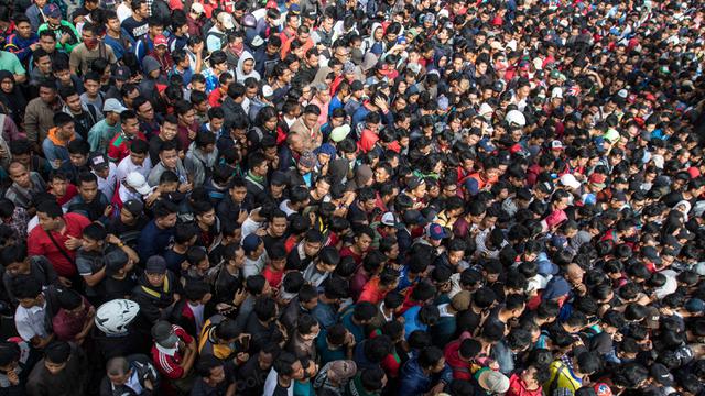 Antri Tiket Final Piala AFF 2016