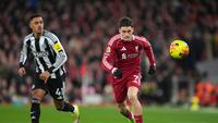 Aksi Florian Wirtz di laga Liverpool vs Newcastle di pekan ke-24 Liga Inggris 2025/2026 di Anfield, Minggu (01/02/2026) dini hari WIB. (AP Photo/Jon Super)