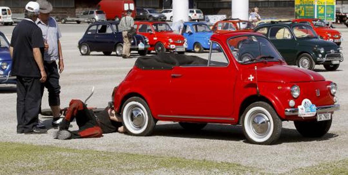 Kontes modifikasi mobil mungil di Swiss