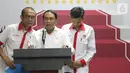 Menpora, Zainudin Amali (tengah) memberi keterangan terkait kesiapan Indonesia sebagai tuan rumah Piala Dunia U-20 2021, Jakarta, Kamis (24/10/2019). Indonesia resmi ditunjuk FIFA sebagai penyelenggara Piala Dunia U-20 pada 2021. (Liputan6.com/Helmi Fithriansyah)