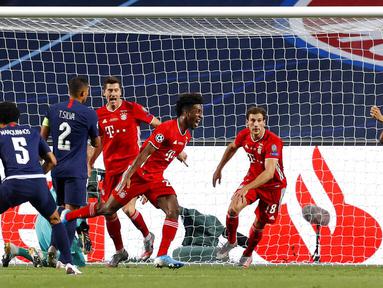 Pemain Bayern Munchen, Kingsley Coman, melakukan selebrasi usai mencetak gol ke gawang Paris Saint-Germain (PSG) pada laga final Liga Champions di Stadion The Luz, Portugal, Senin (24/8/2020). Bayern Munchen menang 1-0 atas PSG. (Matthew Childs/Pool via AP)