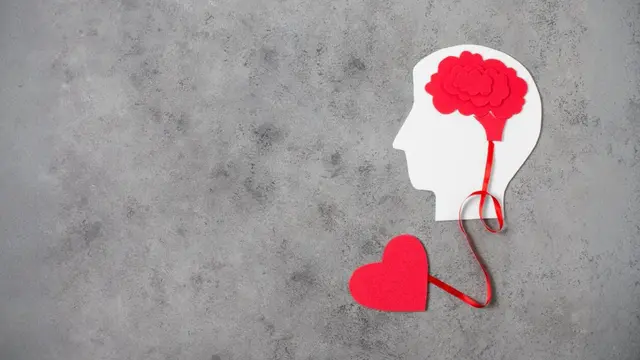 Kamu Sedang Jatuh Cinta? Ini Cara Pertahankan Pikiran agar Tetap Rasional dan Tidak Bucin! (Foto: Freepik/freepik)