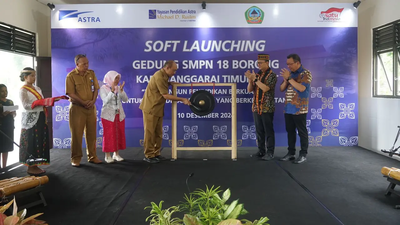 Program perbaikan dengan melalui peluncuran sekolah binaan SMPN 18 Borong (Istimewa)