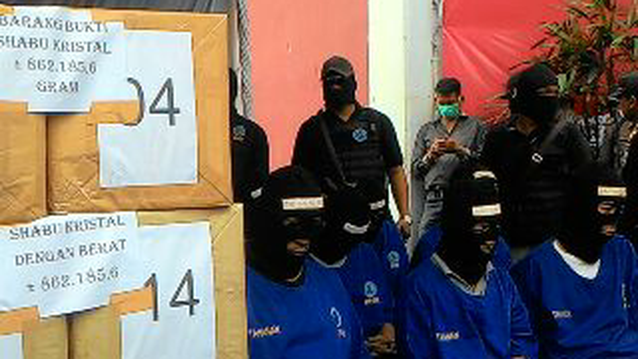 Tersangka penyelundup sabu