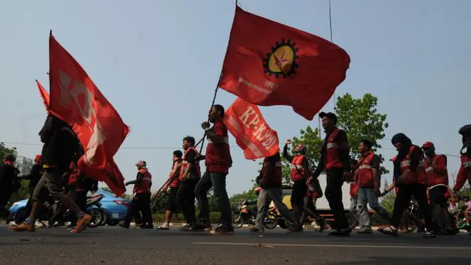 Jangan Sok, Kalau Masih Kerja Sama Orang Lain Berarti Kamu Buruh