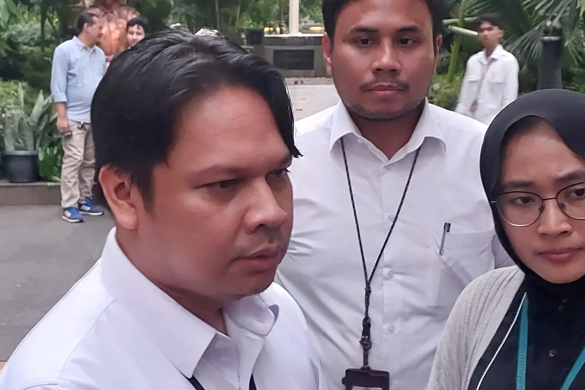 Direktur Jenderal Bina Marga, Kementerian PU, Roy Rizali Anwar di Kantor Kementerian PU, Jakarta, Senin (21/7/2025). (Arief/Liputan6.com)