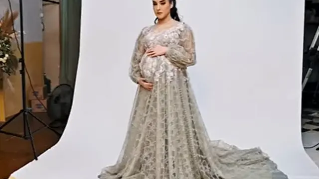 8 Parade Busana Glamor Tasya Farasya Saat Maternity Shoot Jelang Kelahiran Anak Kedua