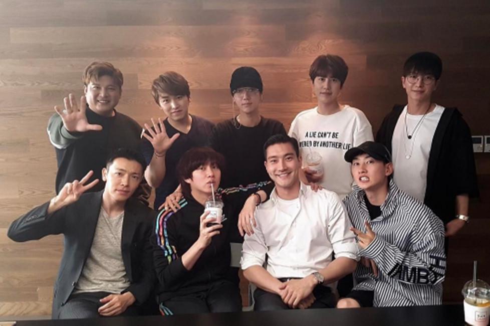 Super Junior (Instagram/siwon1987)