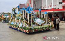 Meriahnya Pawai Ta'aruf MTQ Kalbar ke-33: 66 Peserta dan 14 Kendaraan Hias Pukau Ribuan Warga Kapuas Hulu