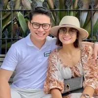 Potret cantik Acha Septriasa dan suami (Sumber: Instagram/septriasaacha)