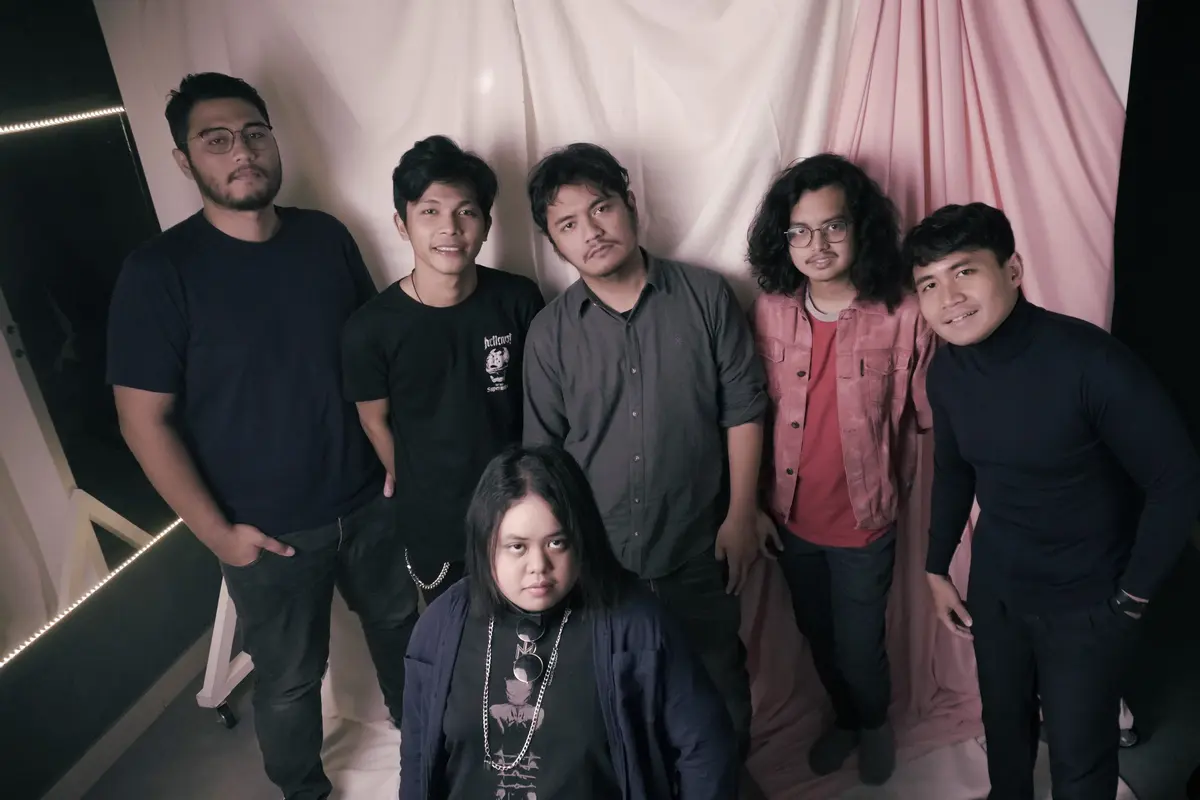 Raden Ajeng and the Angel Wings