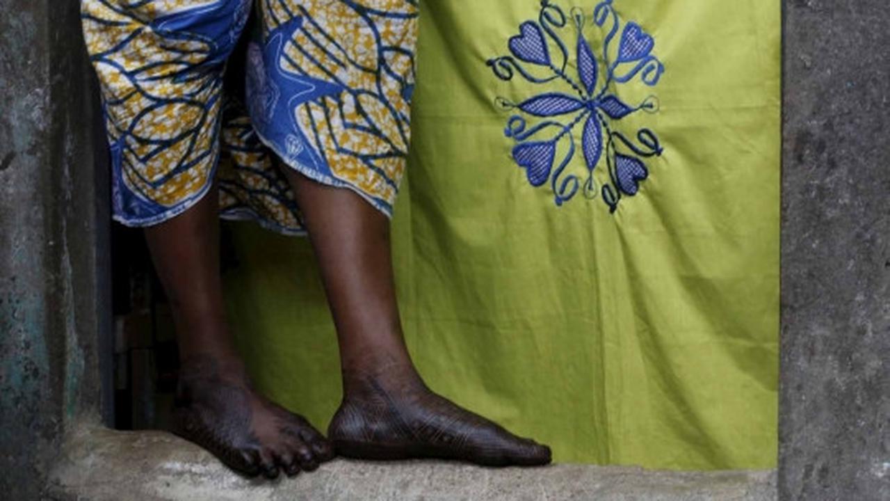 Tradisi wanita Pantai Gading rayakan Idul Adha dengan tato henna