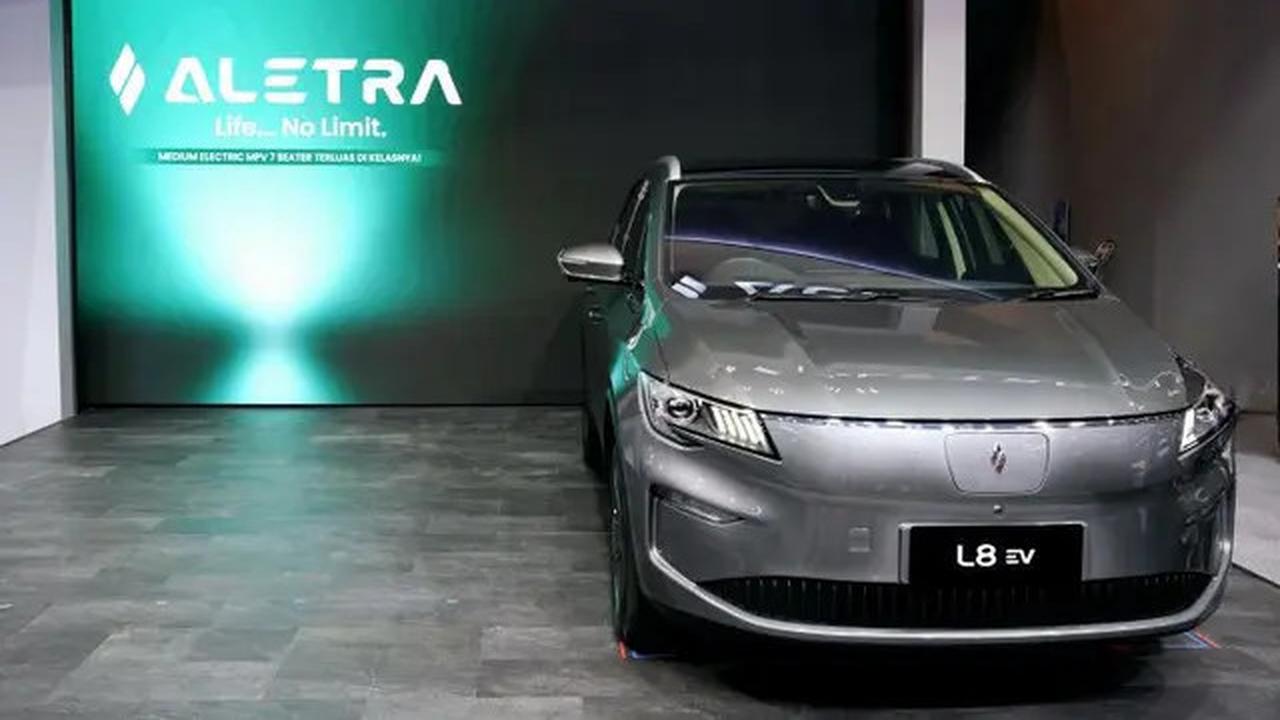 Bos Jalan Tol Jusuf Hamka Borong 150 Unit Aletra L8 EV di GJAW 2024