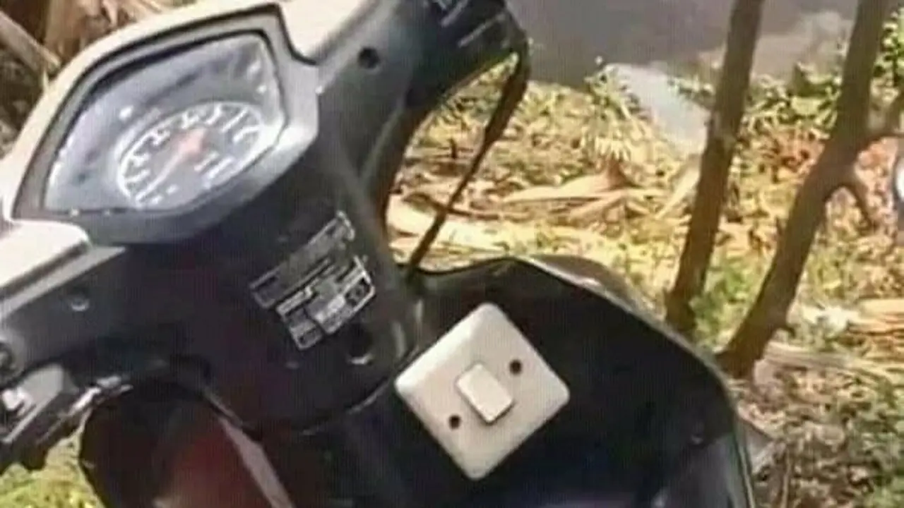 10 Potret Nyeleneh Modifikasi Kunci Kontak Motor, Bikin Maling Bingung