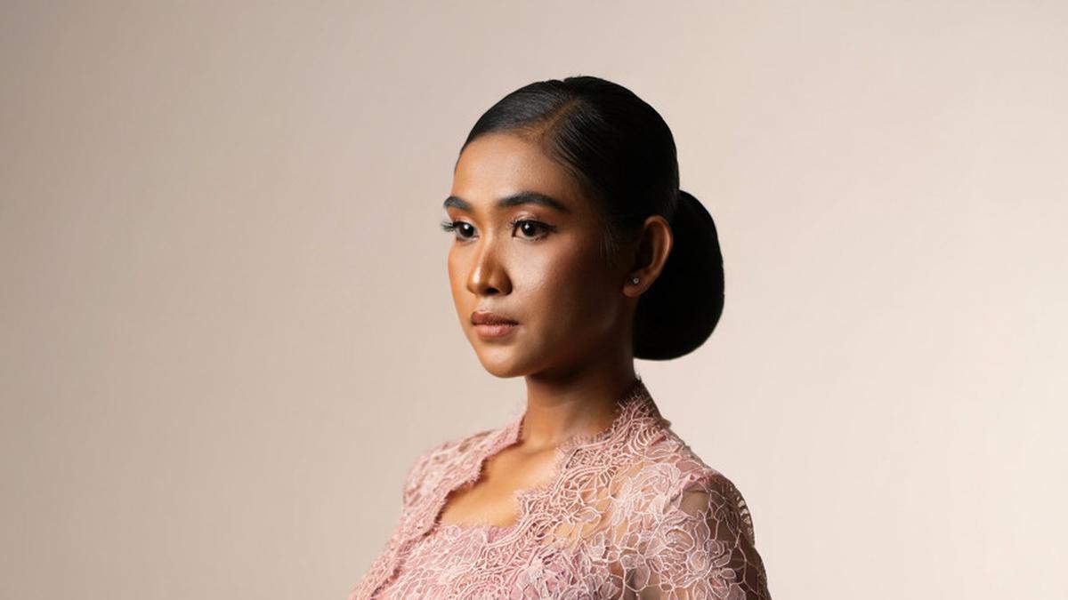9 Model Kebaya Baju Kurung Terbaru, Tetap Tradisional tapi Tak Ketinggalan Zaman