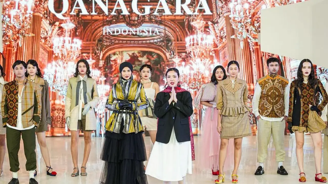 Catwalk Fashion Nation Cultural Evolution: CTI x Qanagara, Toko Didiyo, Money Man Works" pada Rabu, 25 September 2024.