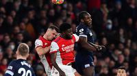 Arsenal menumbangkan West Ham 2-0 dalam laga lanjutan Liga Inggris 2021/2022 di Emirates Stadium, Kamis (16/12/2021). (AFP/Ben Stansall)