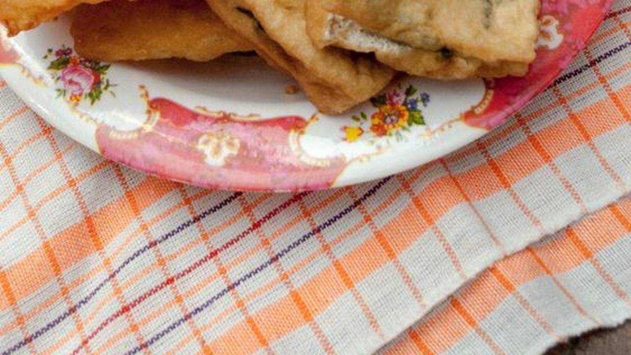 Gurihnya Menjes Goreng, Makanan Berbahan Dasar Kedelai di Jawa Timur