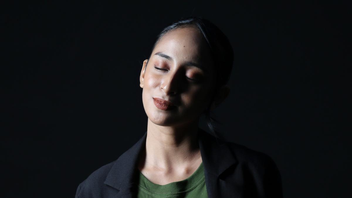 Bobot Sallum Ratu Naik 8Kg Demi Film Tumbal Darah, Ingin Tampil Total Sebagai Ibu Hamil 8 Bulan