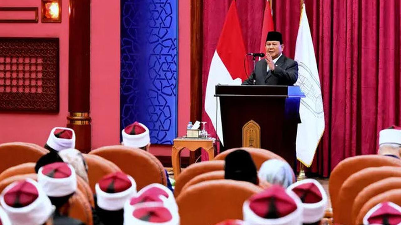 Mahasiswa Mendadak Hening.. Mata Prabowo Subianto Berkaca-kaca saat Kisahkan Heroiknya Gus Dur