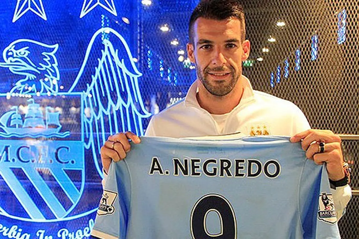 negredo-130806b.jpg