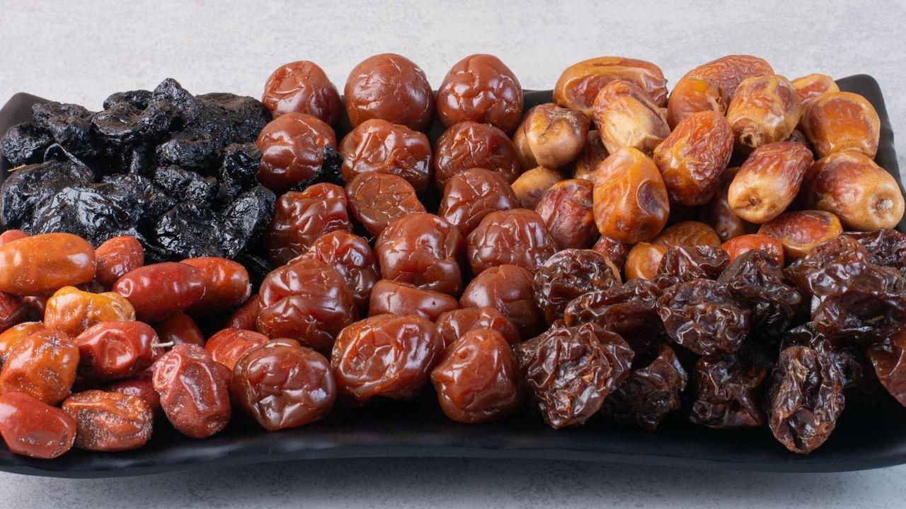 1. Kurma