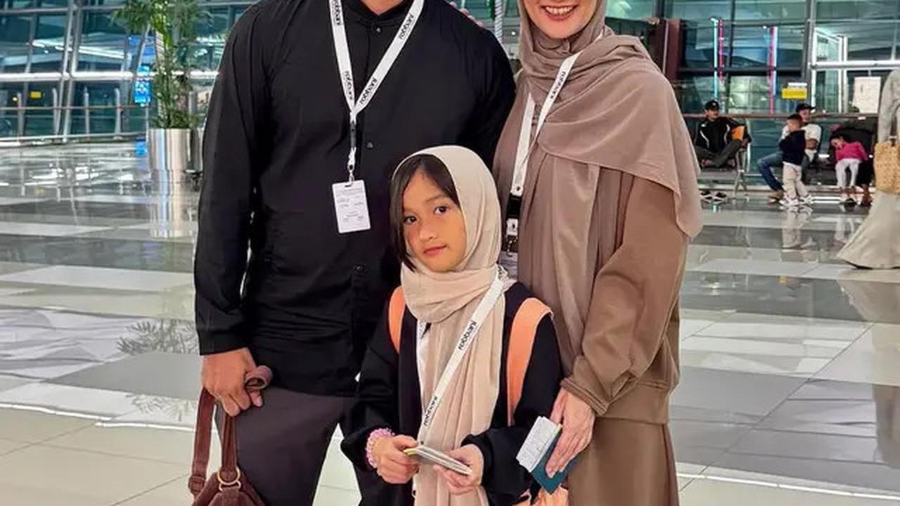 6 Artis Rayakan Tahun Baru 2025 dengan Ibadah Umroh, Liburan di Tanah Suci
