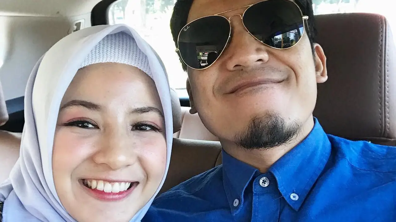[Bintang] Natasha Rizky dan Desta