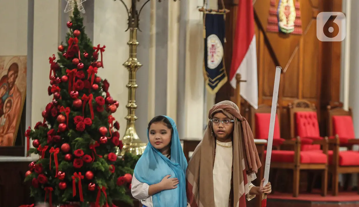 Pementasan drama tersebut untuk memeriahkan perayaan Natal sekaligus mengajarkan nilai religius dan rasa percaya diri pada anak. (Liputan6.com/Angga Yuniar)