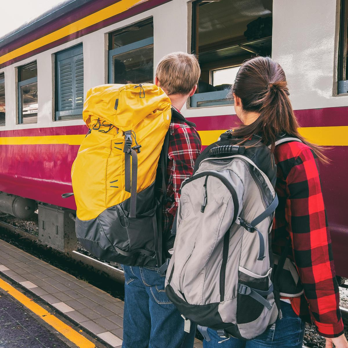 Ilustrasi Backpacking (©Pexels)