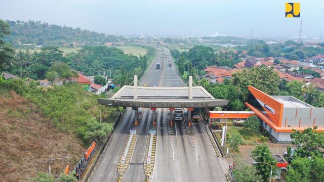 Sejumlah Badan Usaha Jalan Tol (BUJT) telah memberikan diskon tarif tol saat musim mudik Lebaran 2023. Tercatat lima ruas tol memberikan diskon tarif yakni 3 ruas di Pulau Jawa dan 2 ruas di Pulau Sumatera. (Dok Kementerian PUPR)
