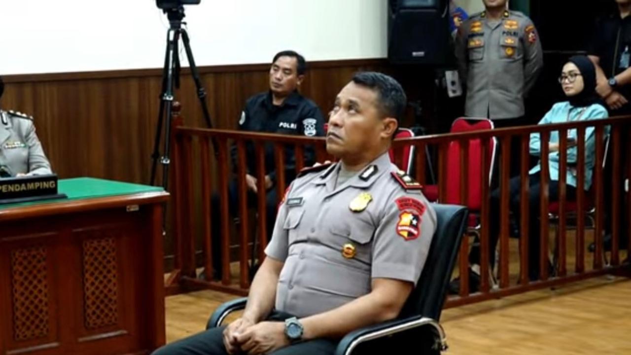 Kompol Cosmas dan Bripka Rohmad Melawan, Banding Usai Dipecat dan Dimutasi Polri Dalam Kasus Lindas Ojol
