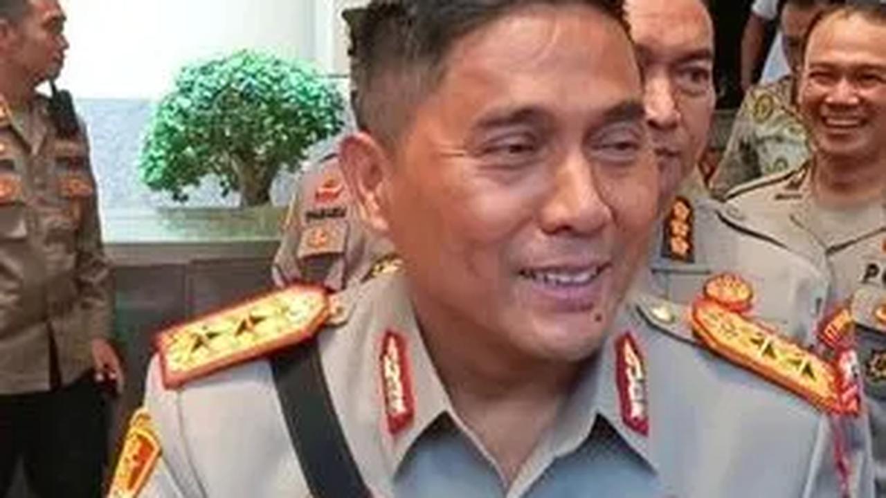 Kapolda Metro Jaya, Irjen Karyoto mengaku akan bertanya kepada Dirkrimsus Polda Metro Jaya Kombes Ade Safri Simanjuntak perihal pemeriksaan Firli apakah sudah berkoordinasi dengan Dewas KPK.<br>