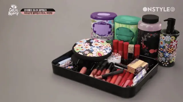 Jennie skinacre and makeup/dok.  Get it Beauty