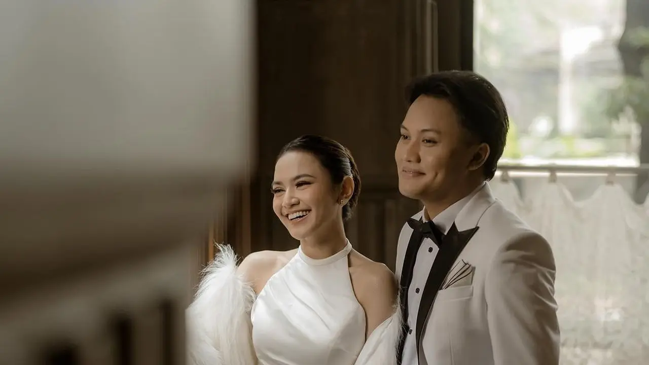 6 Gaya Prewedding Memikat Pasutri Baru Rizky Febian dan Mahalini, dari Busana Tradisional Bali hingga Klasik