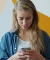 Kepribadian Orang yang Lama Membalas Pesan Menurut Psikologi. (Vitaly Gariev/Pexels)