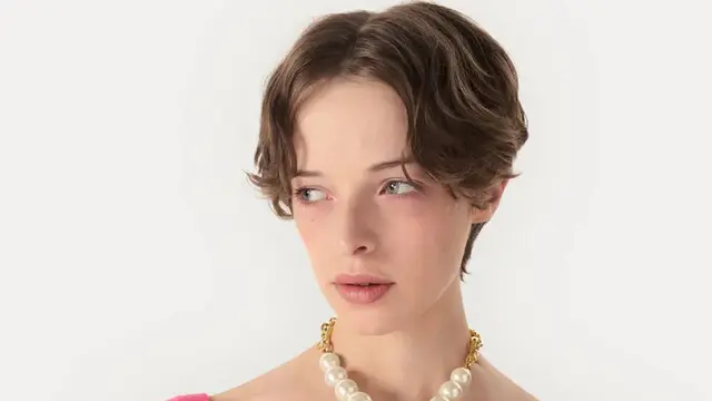 Nana Pearl Necklace" seharga Rp6 jutaan dari Manga Nana x Vivienne Westwood. Dok. Vivienne Westwood