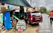 Bupati Balangan Pastikan Perbaikan Rumah Warga Terdampak Banjir Segera Dilakukan