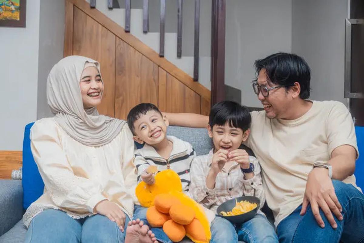 Kenali Gejala Hyper Parenting demi Kebaikan Anak