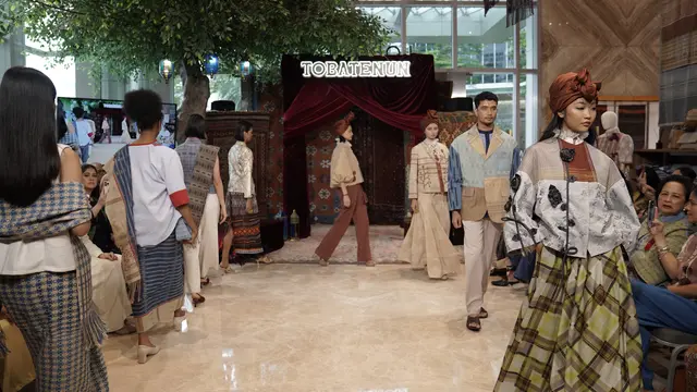 Presentasi Wastra dalam Deretan Gaya Busana