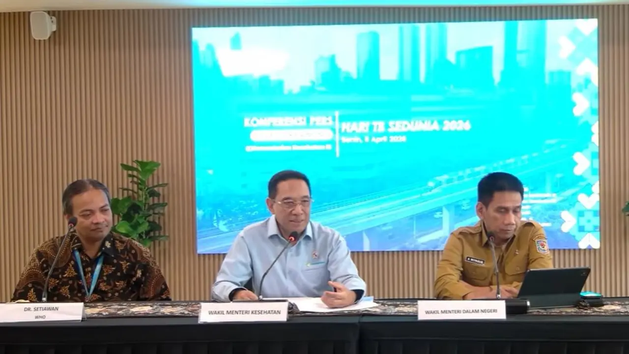 Wakil Menteri Kesehatan, dokter Benjamin Paulus Octavianus SpP pada temu media, Senin, 6 April 2026 di Jakarta dalam peringatan Hari Tuberkulosis Sedunia bicara tentang diabetes dan hipertensi tak terkontrol.
