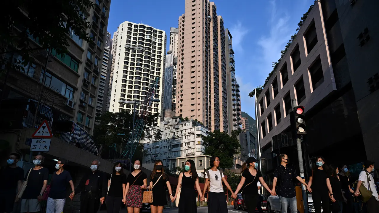 Siswa di Hong Kong Bentuk Rantai Manusia